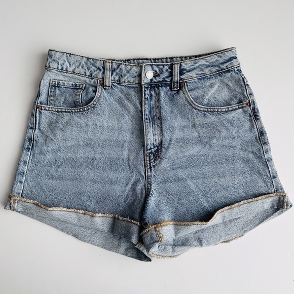 PacSun Pants - PacSun Mom Short Women's Size 29 High Rise Denim Jean Acid Wash Cuff Hem Cotton